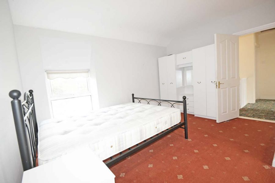 10_Master Bedroom