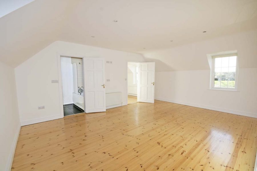 10_Master Bedroom
