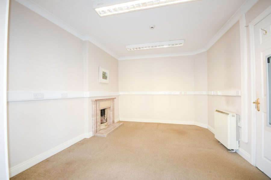 11_Living Room