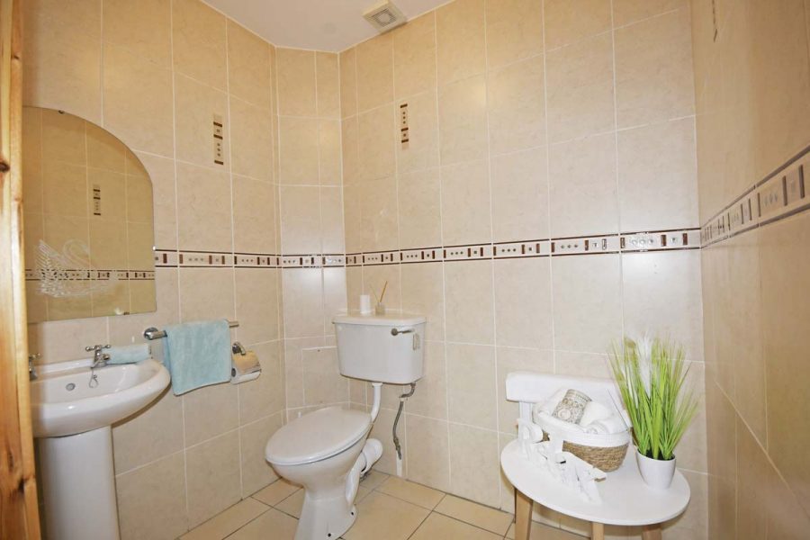 13_Toilet