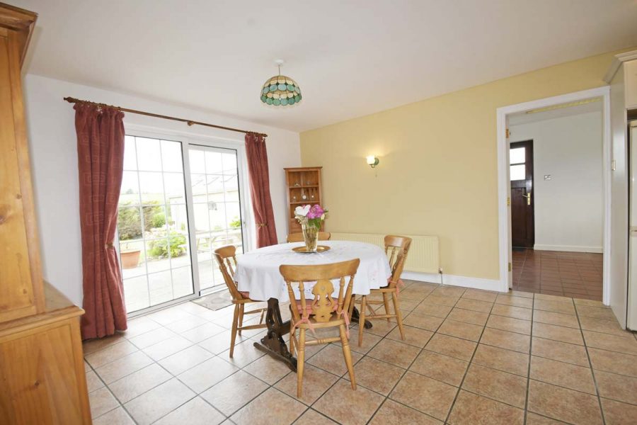 15_Dining Area