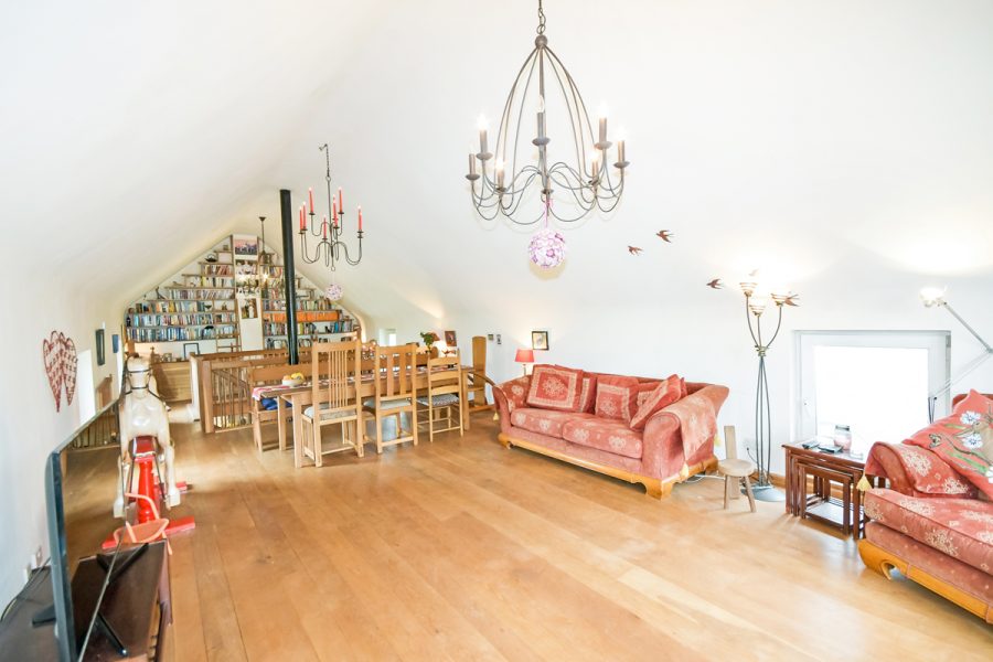 15_Living Dining Area