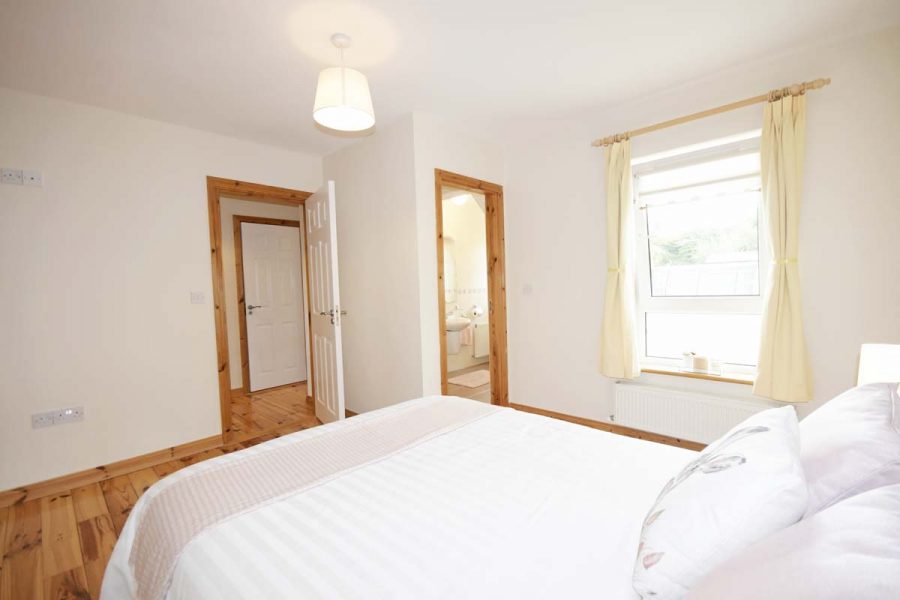18_Master Bedroom