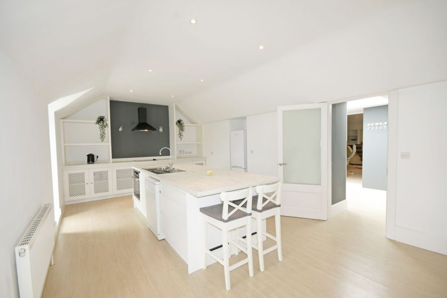 21_Guest_Kitchen