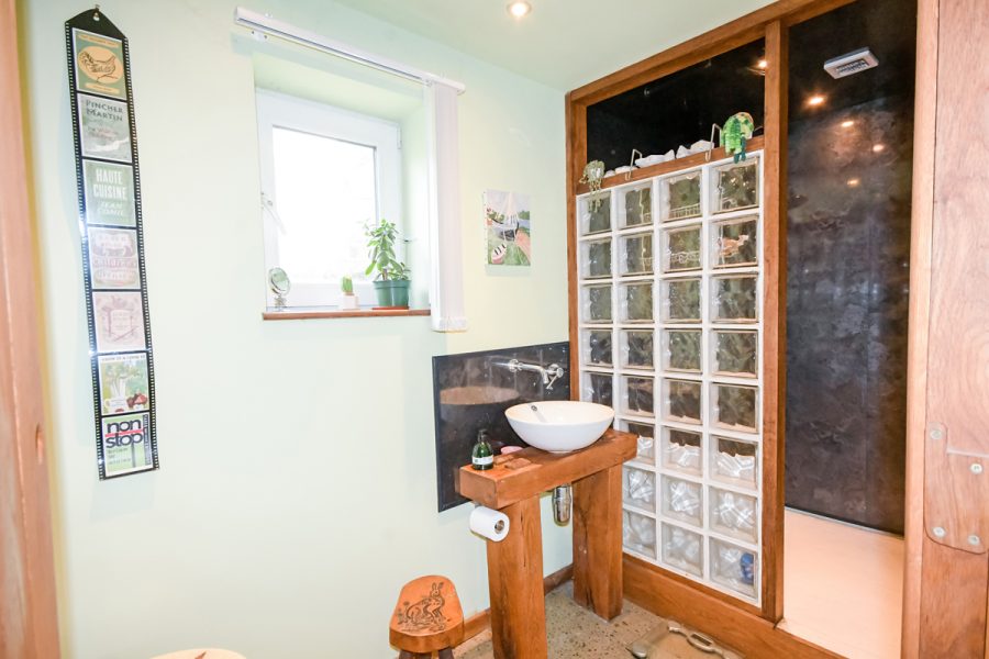 26_Ensuite