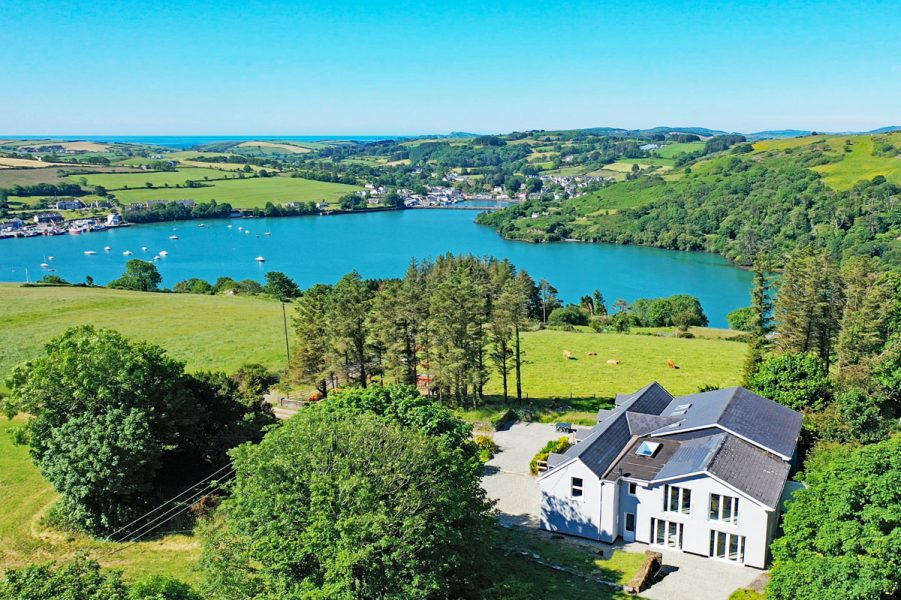 3Harbour Hill House