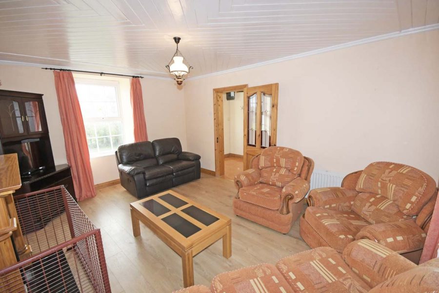 5_Living_Room