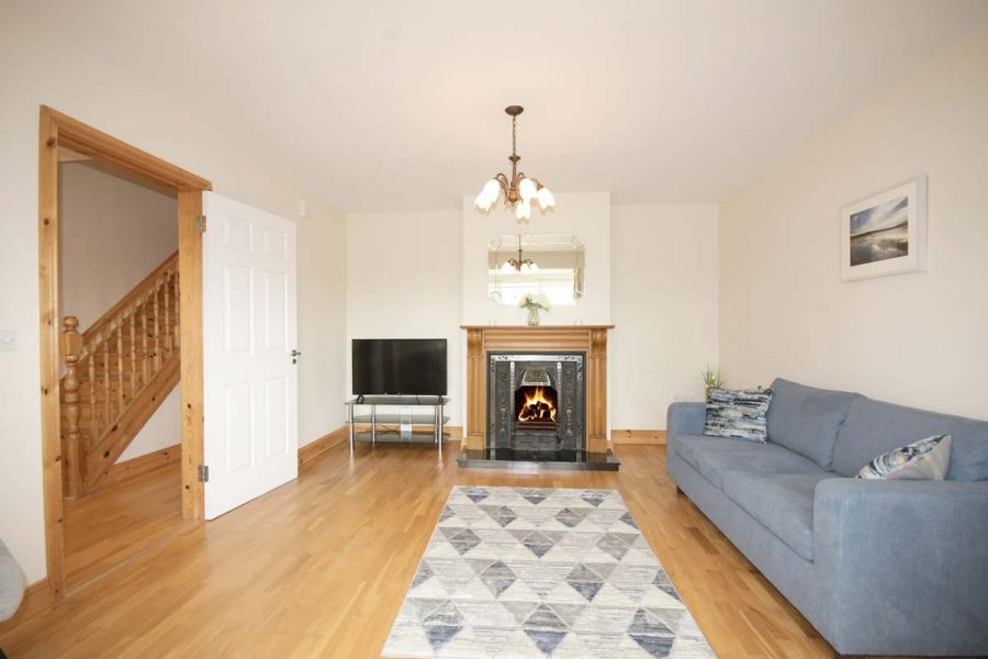 9_Living Room