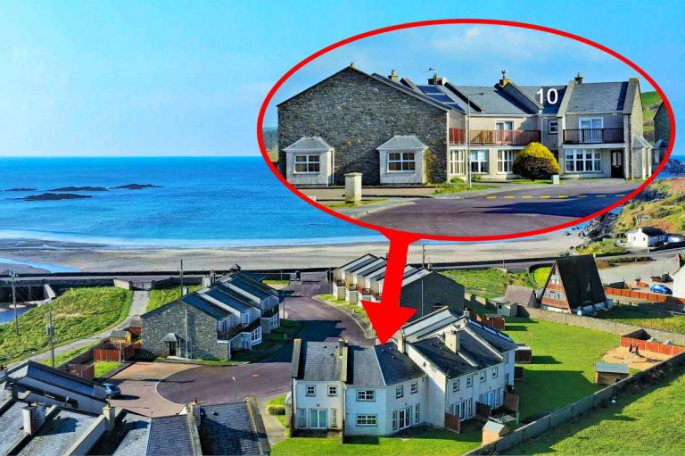 House for sale by the beach