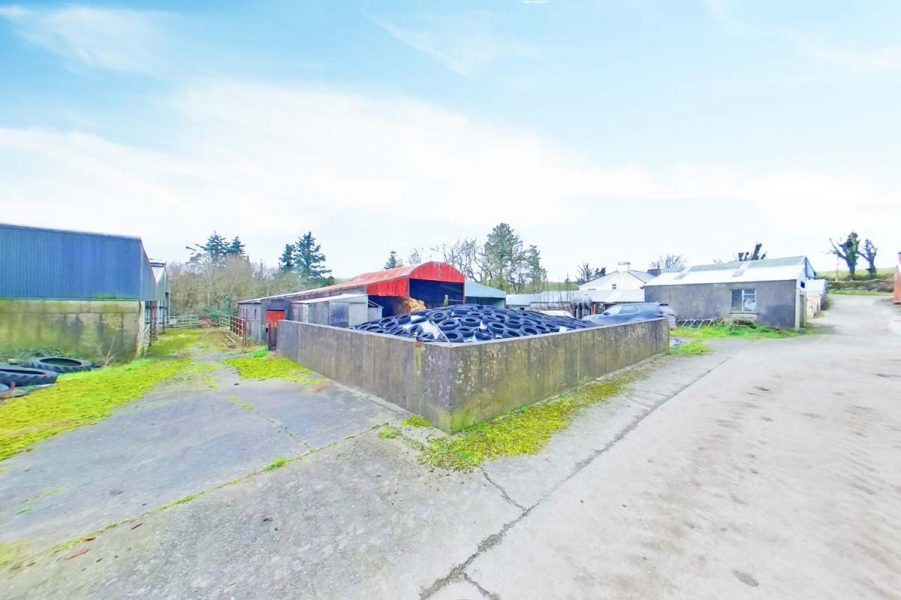 17Covered silage pit & cubicles
